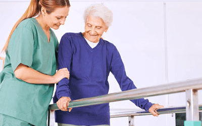 ¿Qué es la fisioterapia geriátrica?